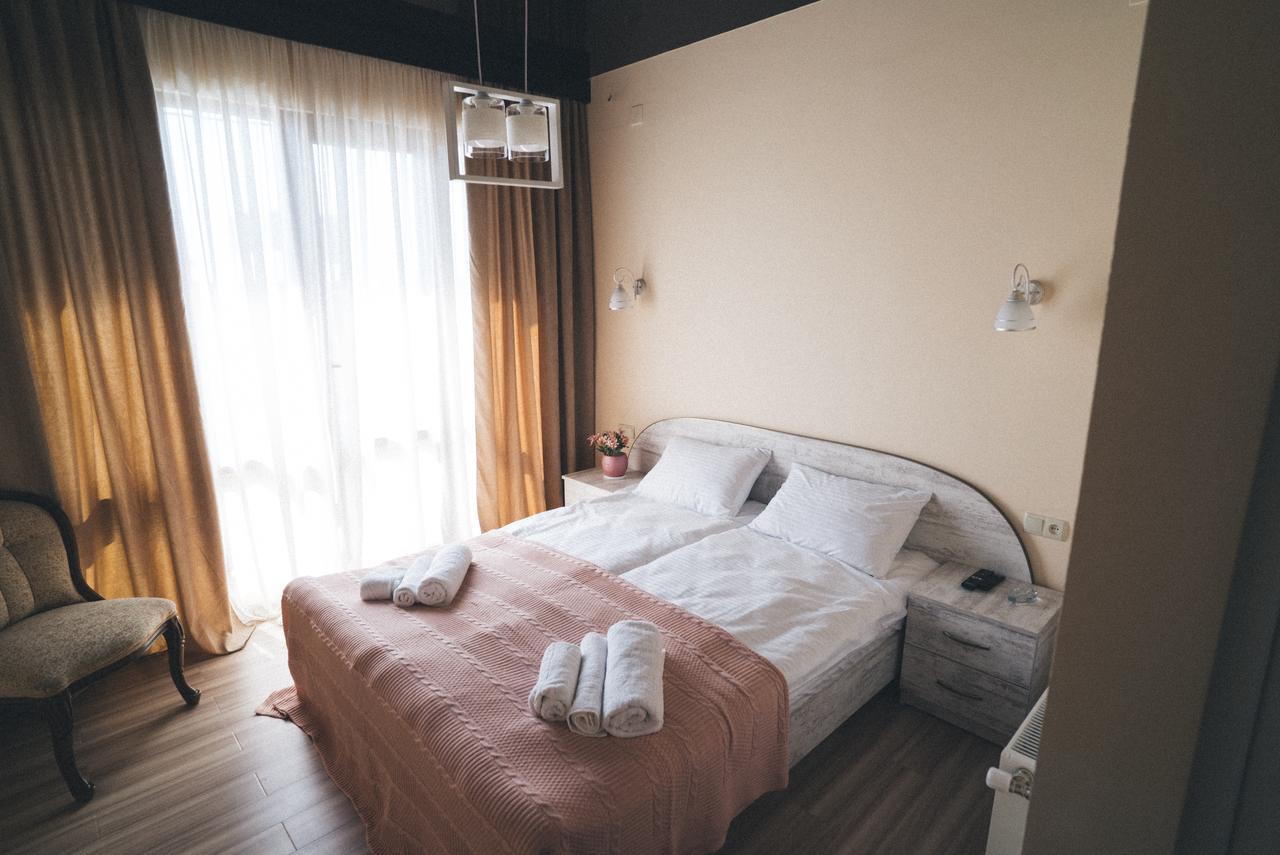 Lazika Hotel Zugdidi Luaran gambar