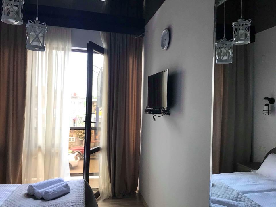 Lazika Hotel Zugdidi Luaran gambar